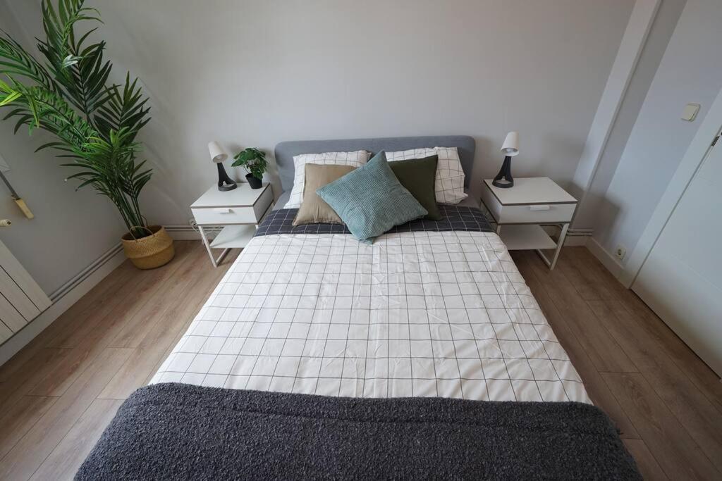 Bonito Y Acogedor Apartamento En Santander Luaran gambar